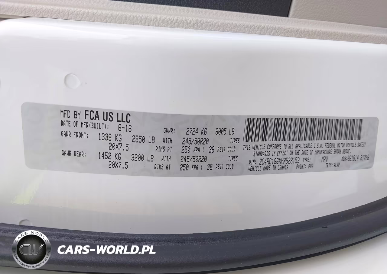 2017 Chrysler Pacifica Limited VIN:2C4RC1GGXHR528153 - 9