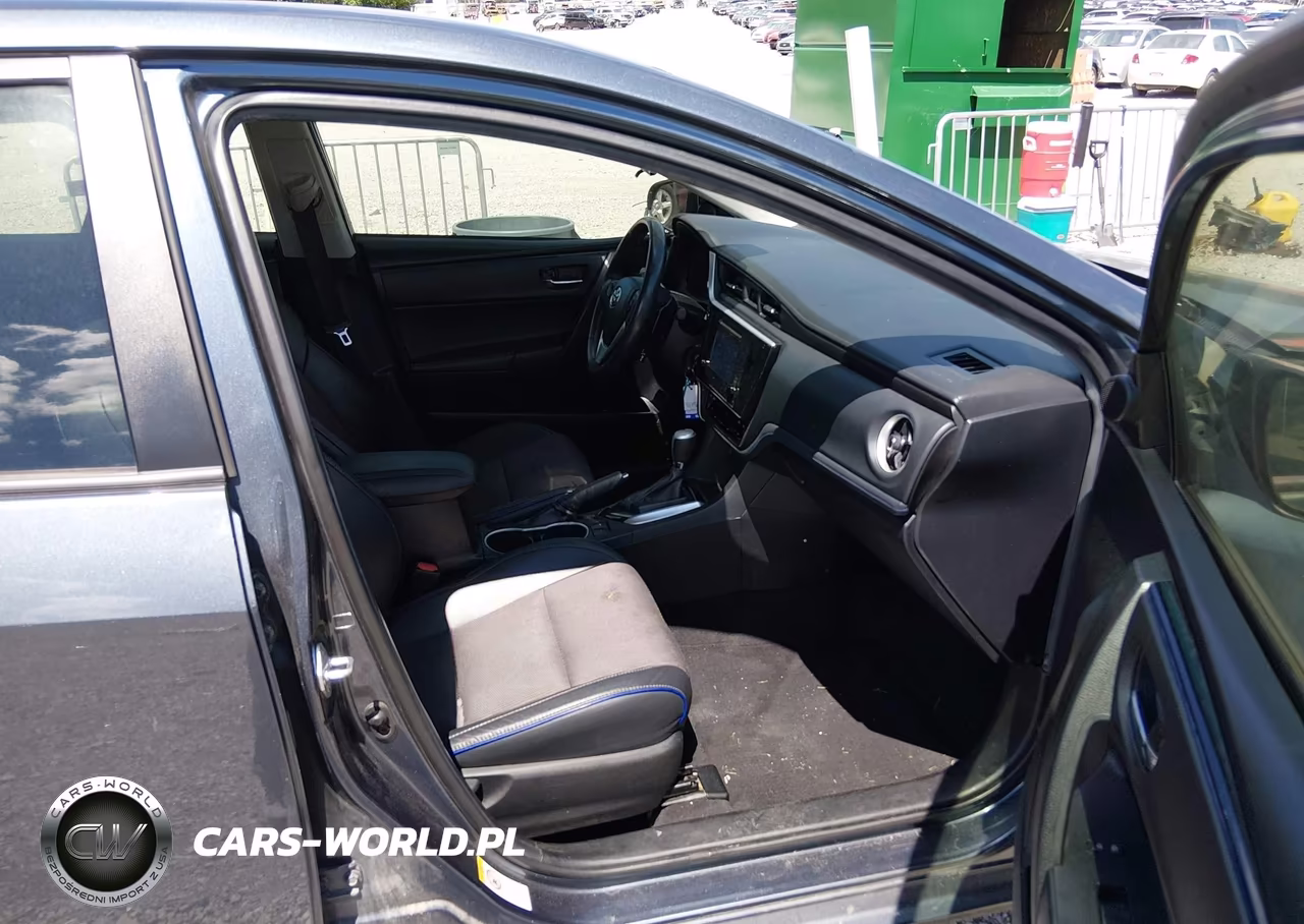 2019 Toyota Corolla Se VIN:2T1BURHE6KC201105 - 5