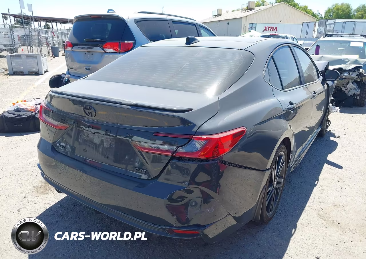 2025 Toyota Camry Xse VIN:4T1DAACK8SU163181 - 4