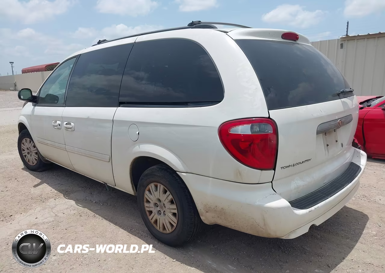 2007 Chrysler Town & Country Lx VIN:2A4GP44R17R351956 - 3