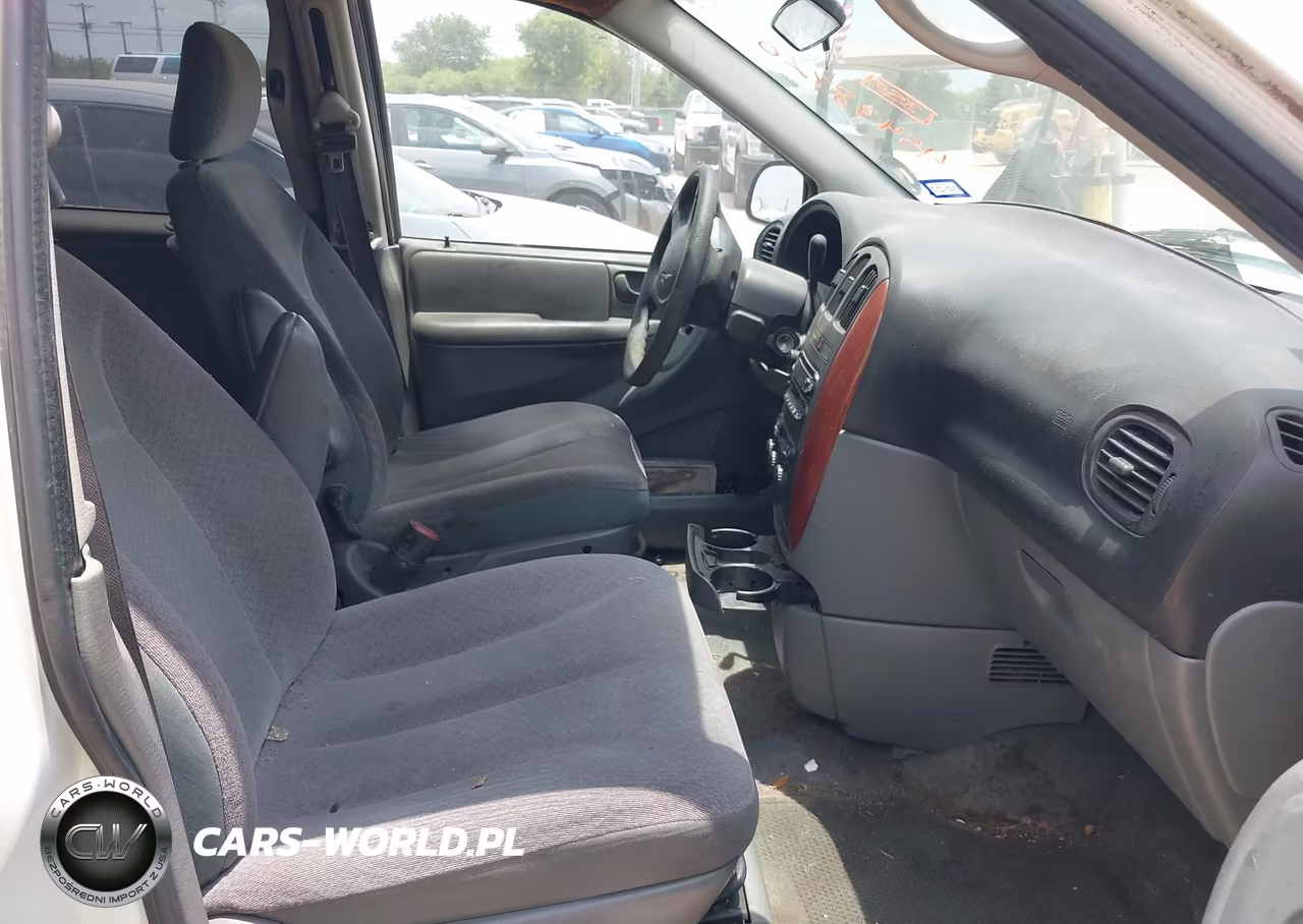 2007 Chrysler Town & Country Lx VIN:2A4GP44R17R351956 - 5