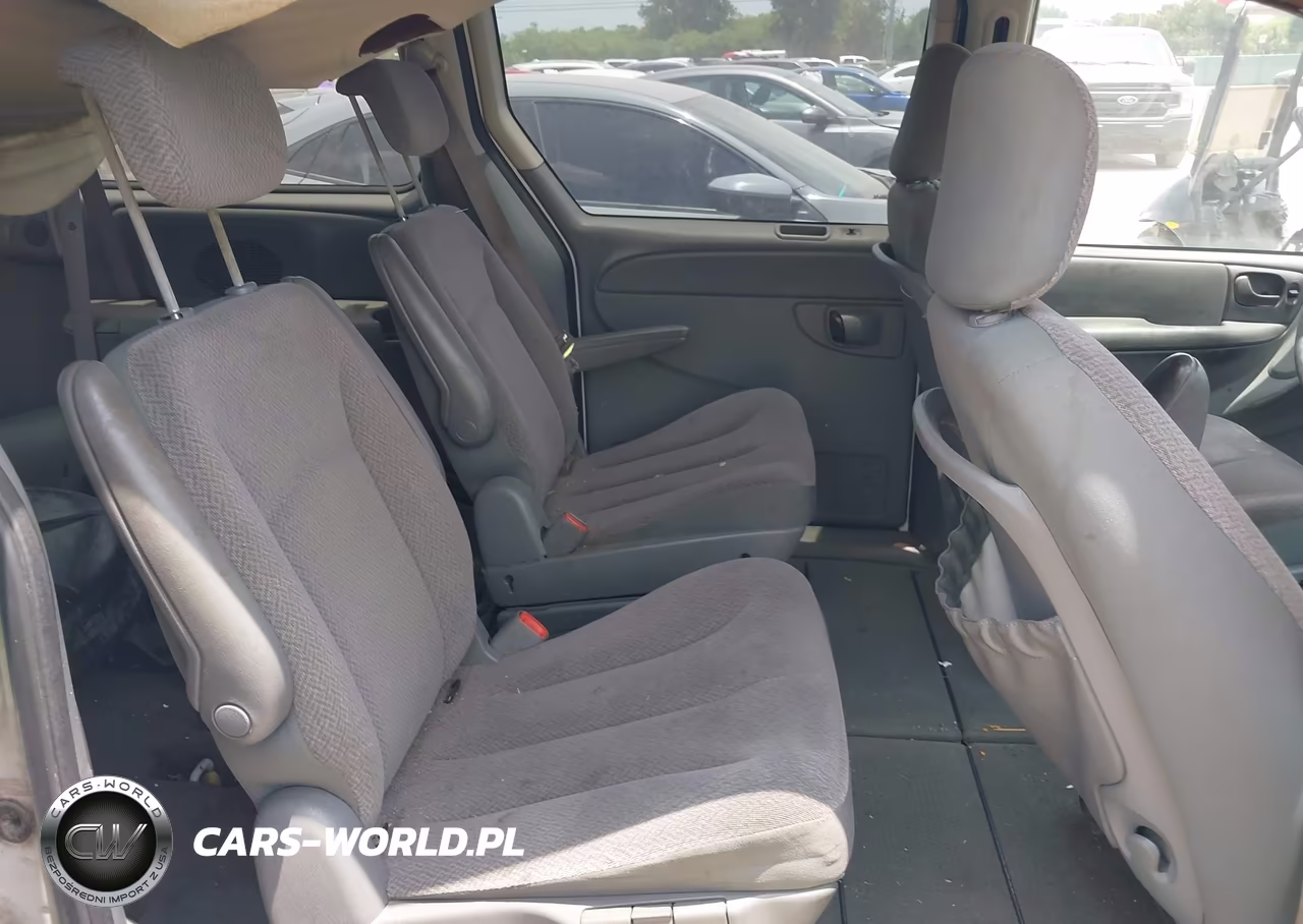 2007 Chrysler Town & Country Lx VIN:2A4GP44R17R351956 - 8