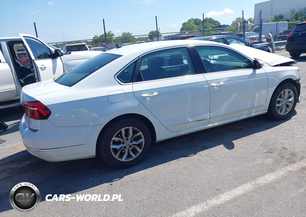 2017 Volkswagen Passat 1.8T S VIN:1VWAT7A35HC050543 - 4