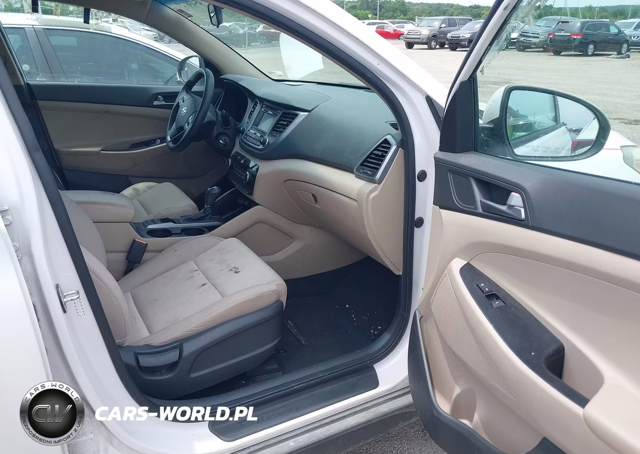2016 Hyundai Tucson Se VIN:KM8J33A47GU226985 - 5
