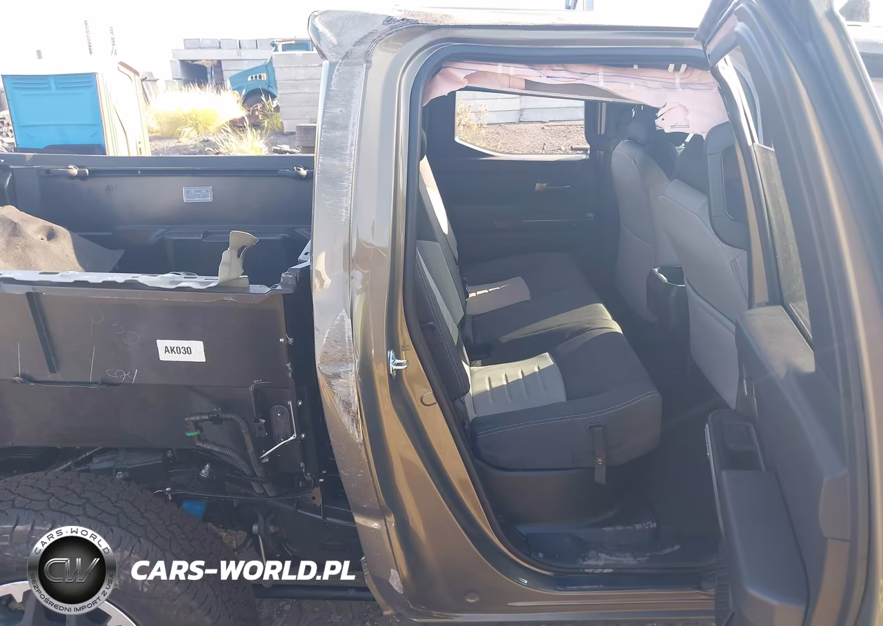 2026 Toyota Tacoma Sr5 VIN:3TYLB5JN8TT113344 - 8