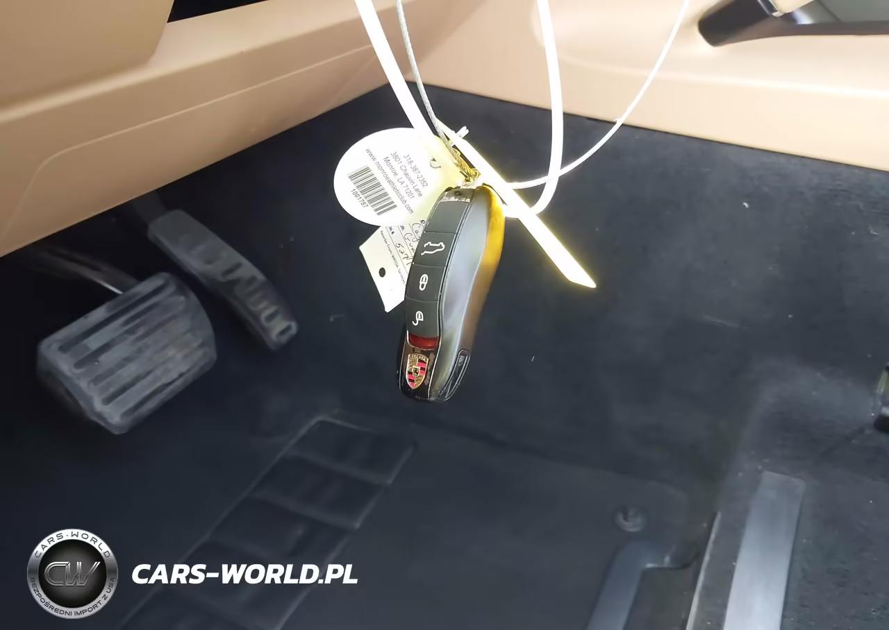 2014 Porsche Cayenne Platinum Edition VIN:WP1AA2A27ELA95271 - 11