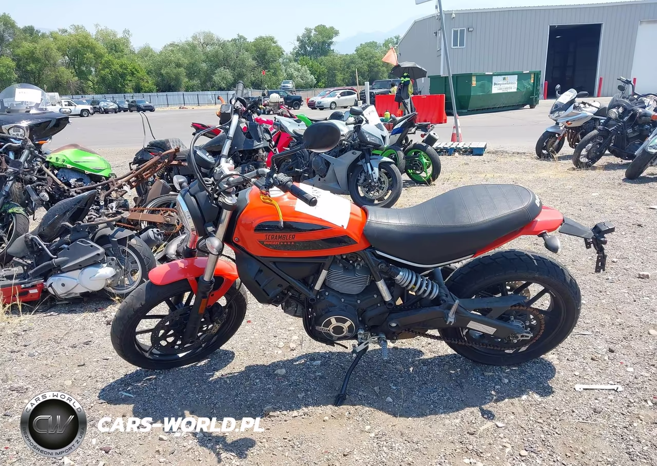 2016 Ducati Scrambler VIN:ML015AXG5GT000079 - 12