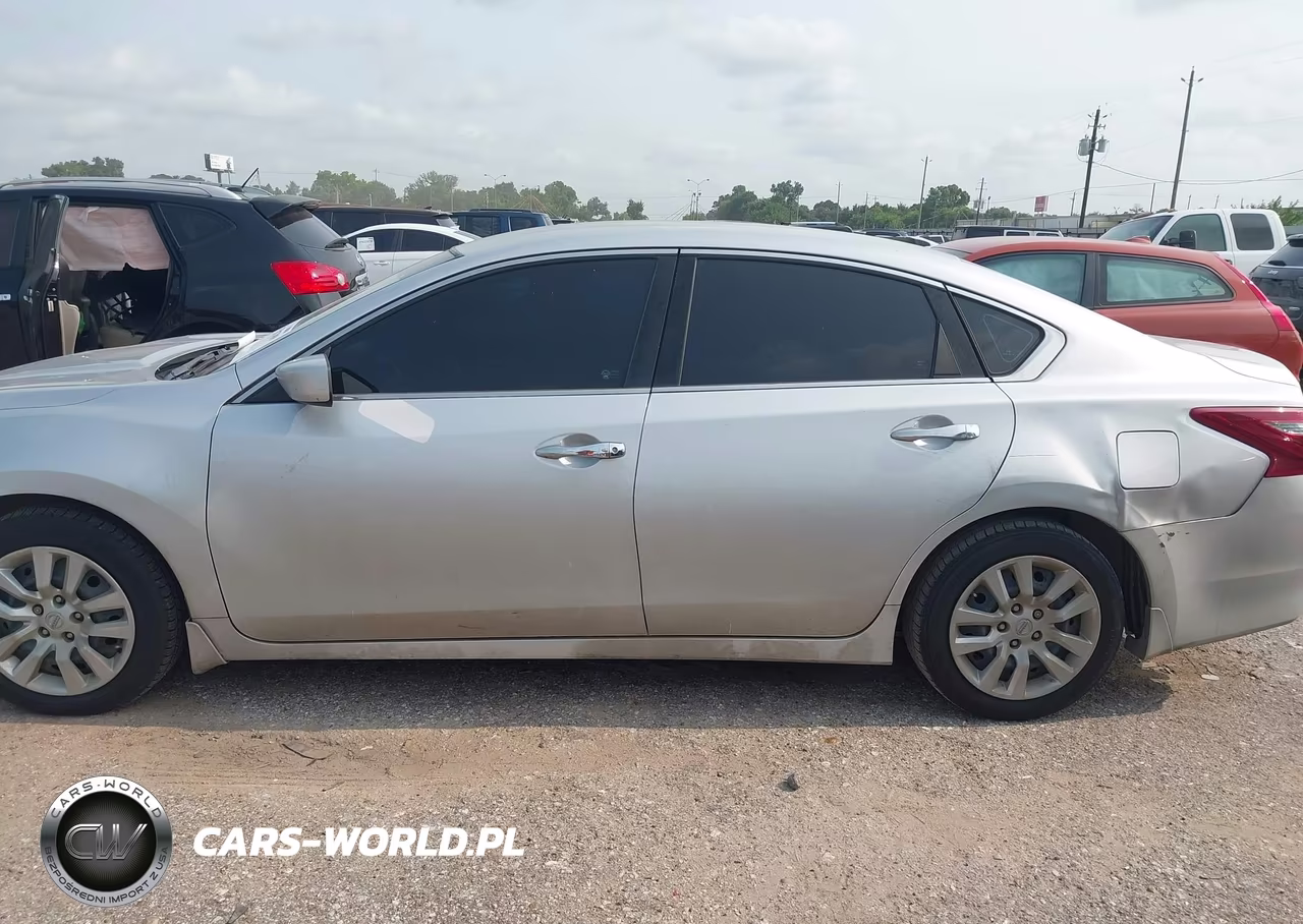 2018 Nissan Altima 2.5 S VIN:1N4AL3AP2JC289252 - 14