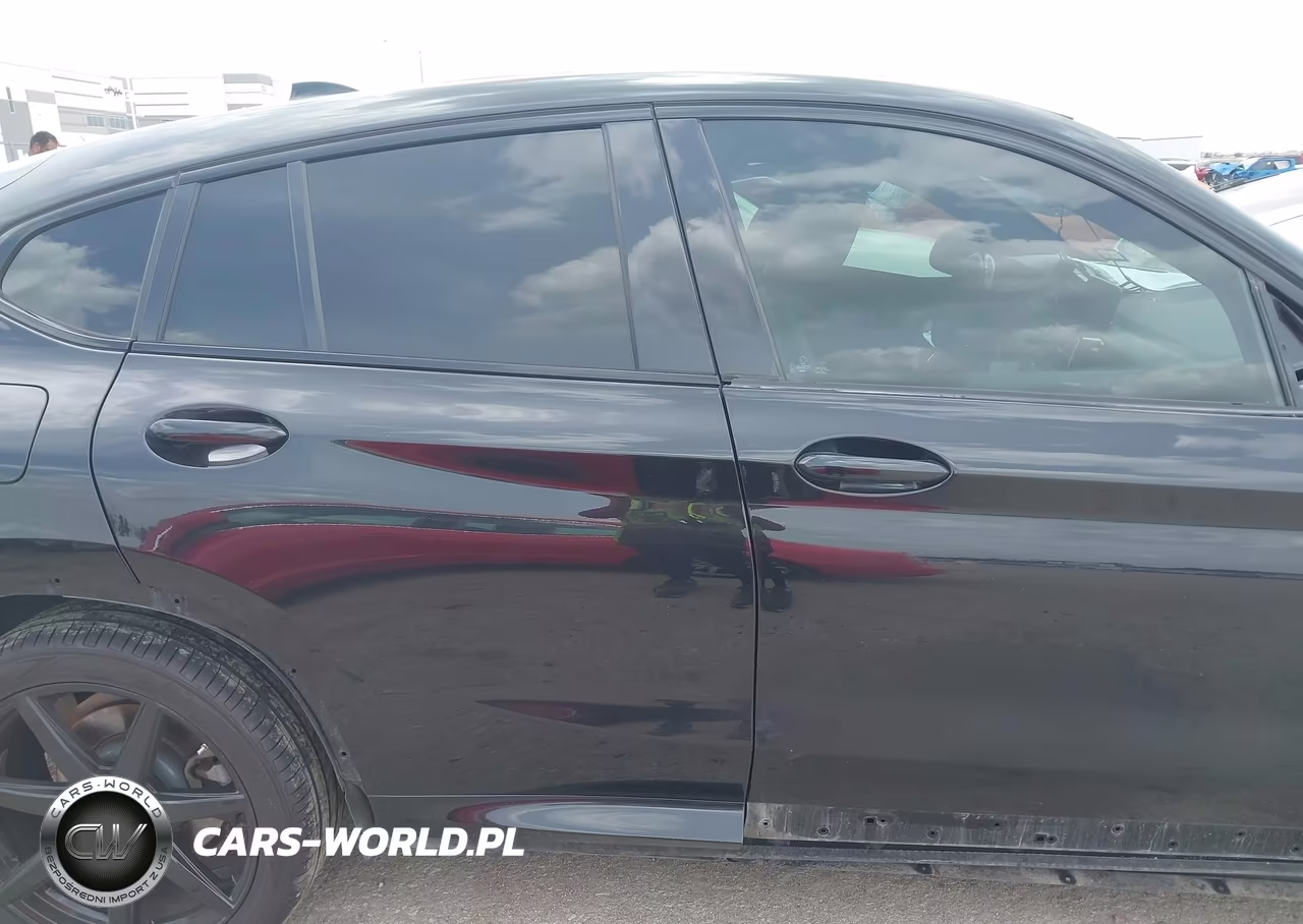 2019 BMW X4 xDrive30I VIN:5UXUJ3C58KLG53301 - 13