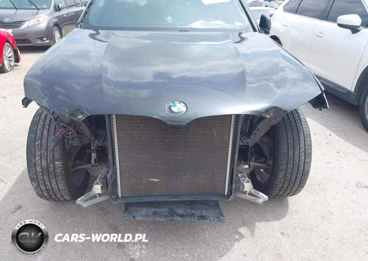 2019 BMW X4 xDrive30I VIN:5UXUJ3C58KLG53301 - 6