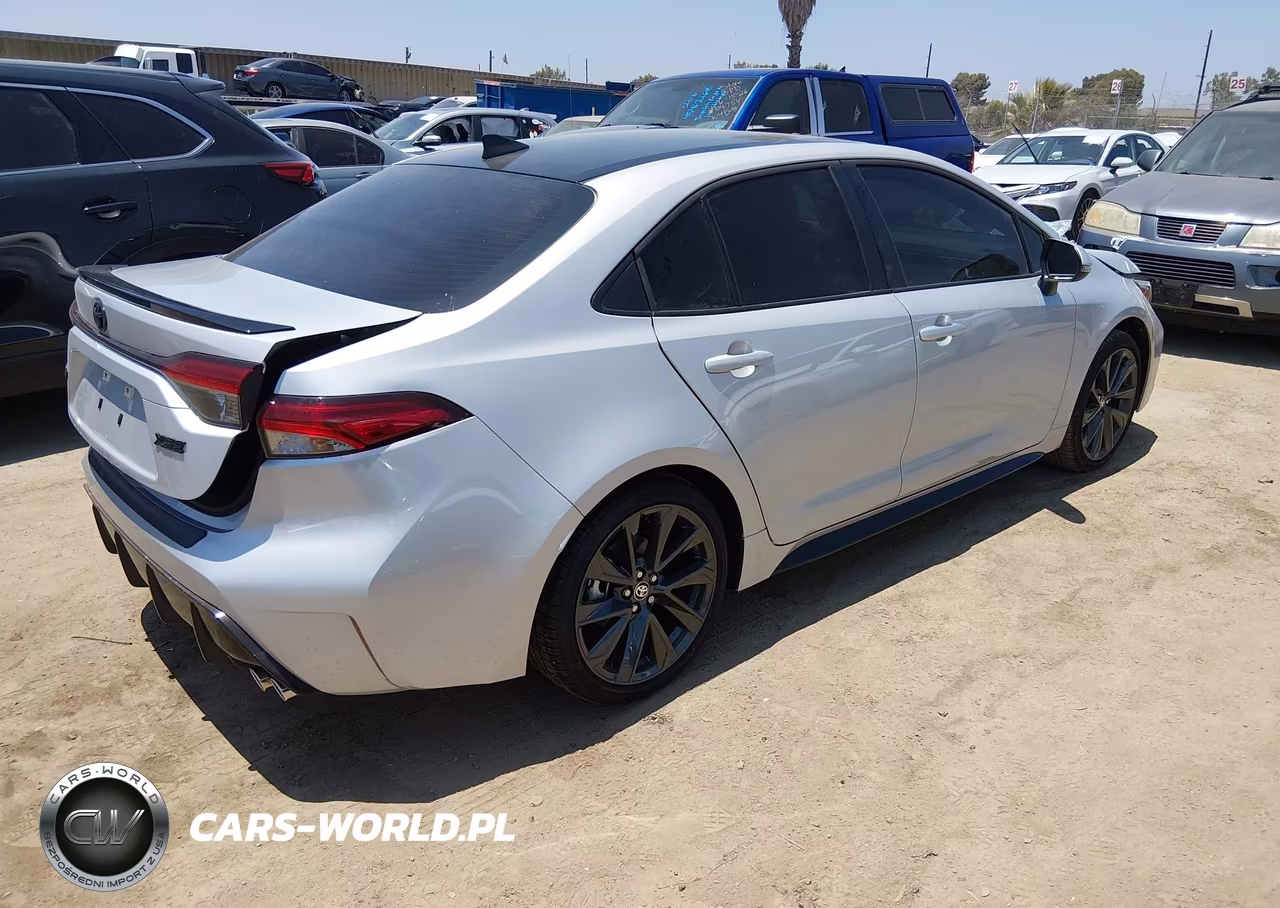 2026 Toyota Corolla Xse VIN:5YFT4MCE1TP268839 - 4