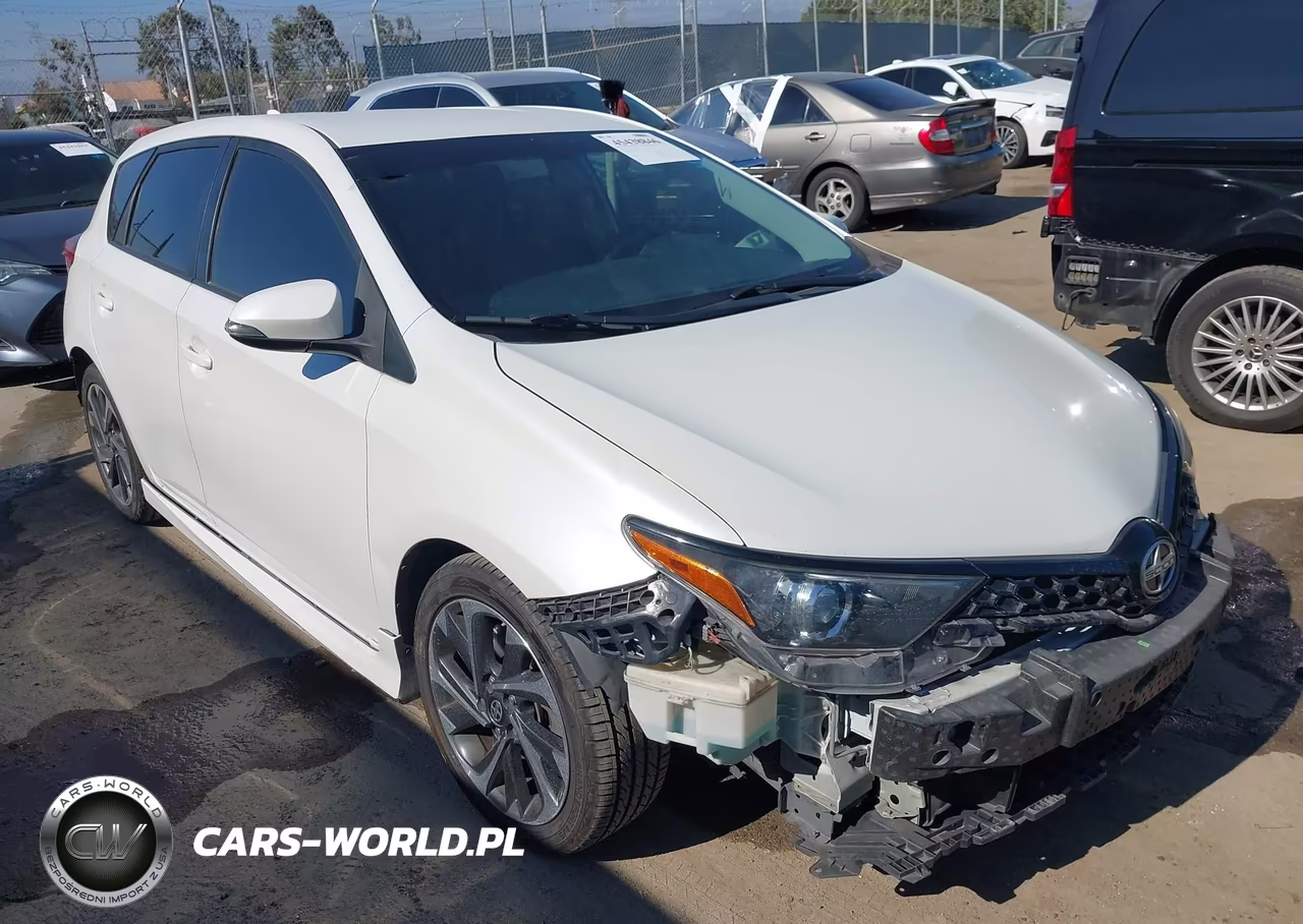 2016 Scion Im – zdjęcie 1 z 17