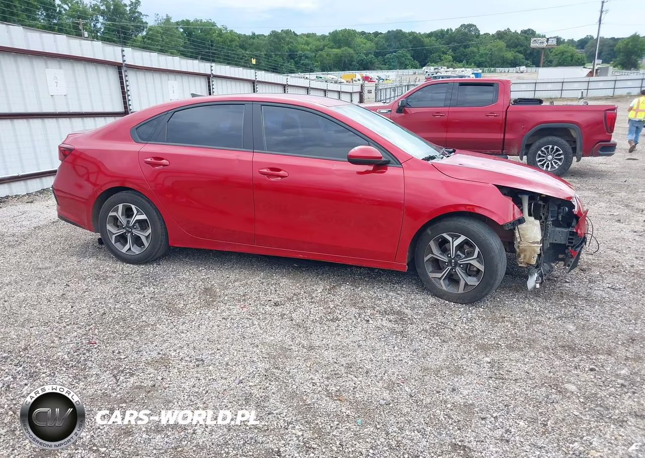 2021 Kia Forte Lxs VIN:3KPF24AD2ME409854 - 13
