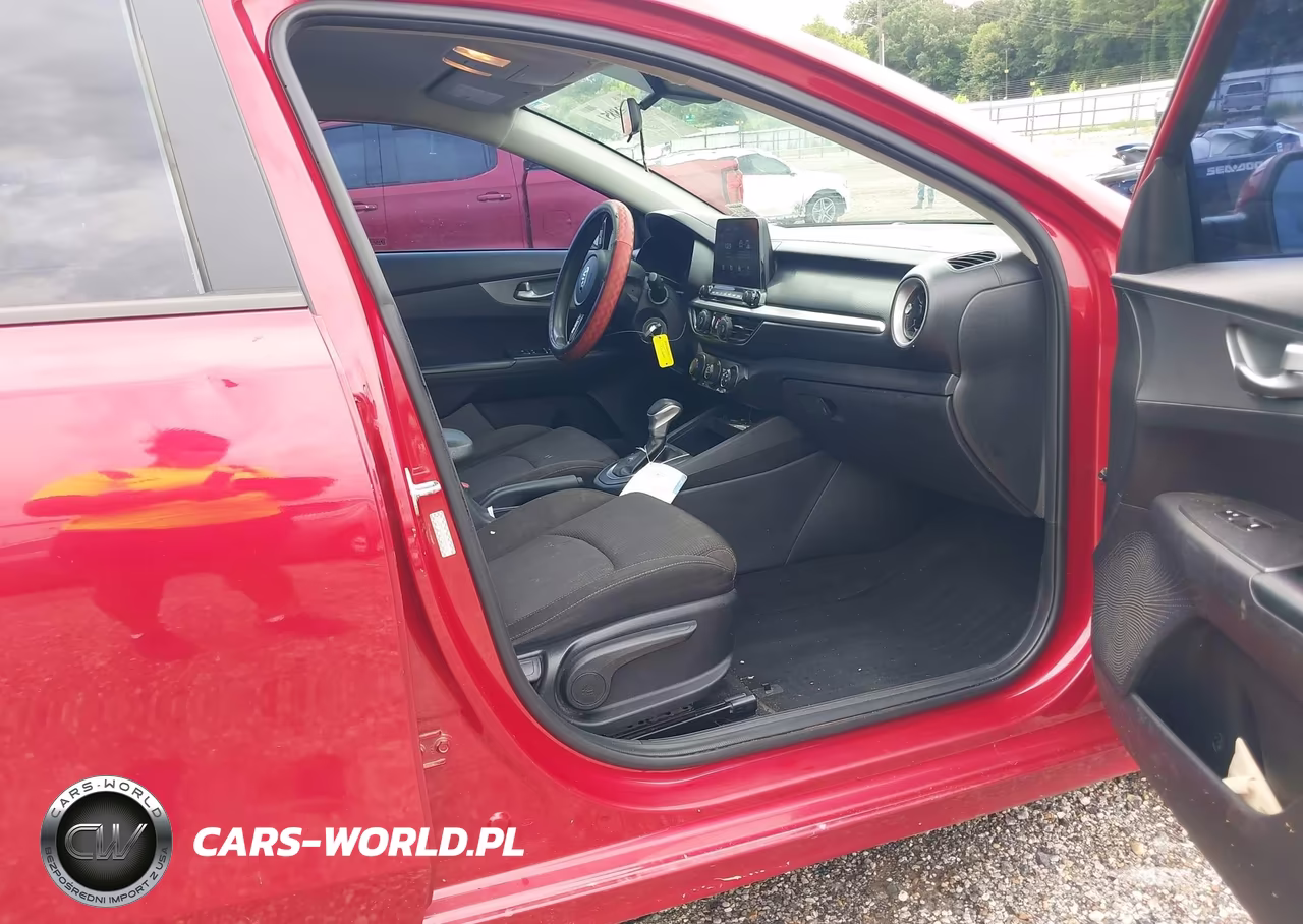 2021 Kia Forte Lxs VIN:3KPF24AD2ME409854 - 5