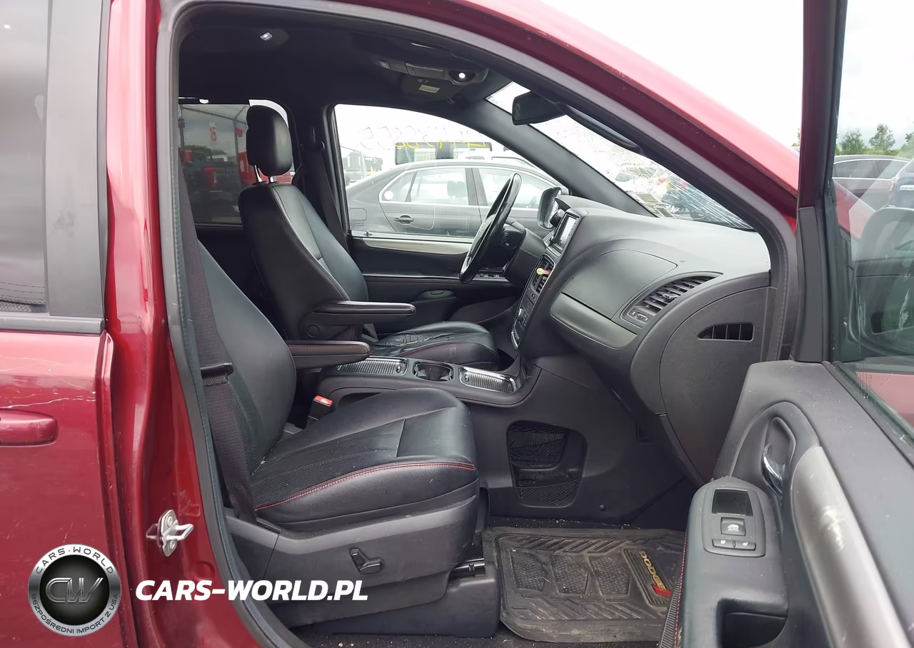 2019 Dodge Grand Caravan Gt VIN:2C4RDGEG9KR660931 - 5