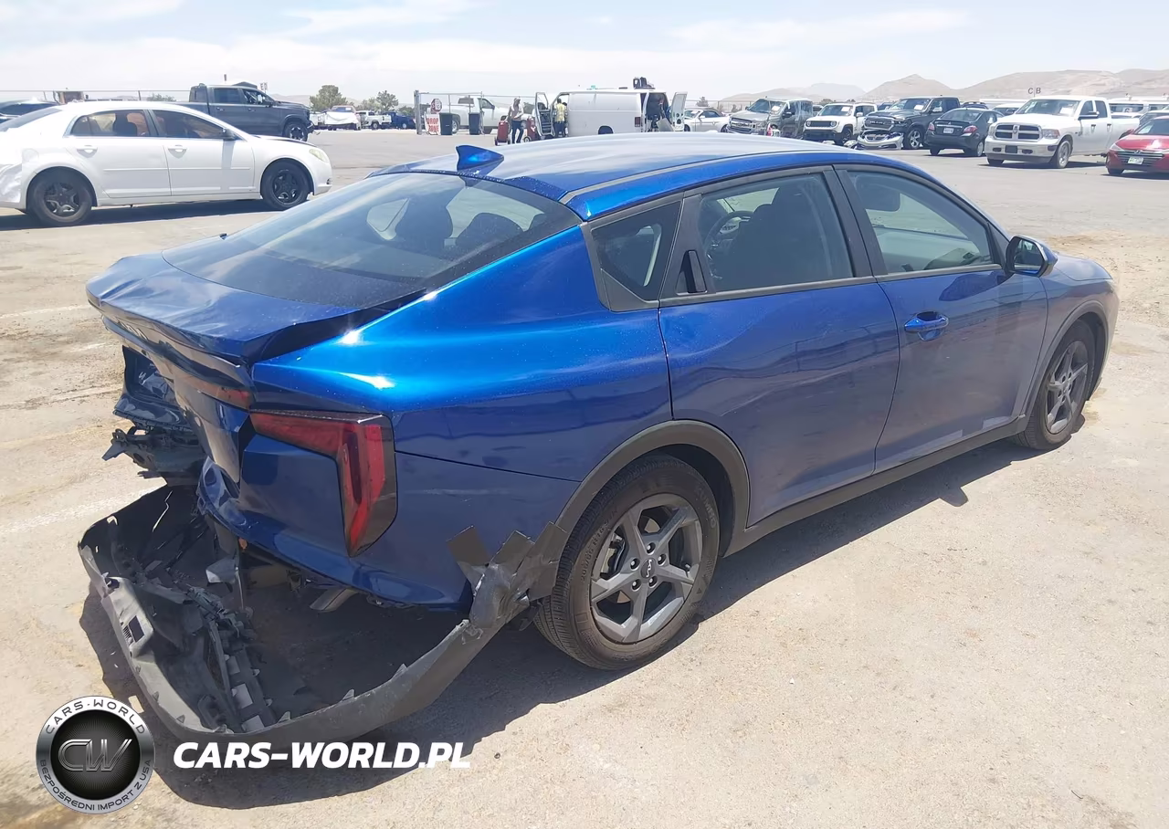 2025 Kia K4 Lxs VIN:3KPFT4DE2SE072522 - 4