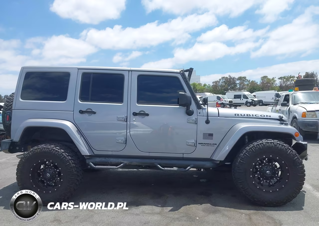 2014 Jeep Wrangler Unlimited Rubicon VIN:1C4BJWFG5EL120203 - 14