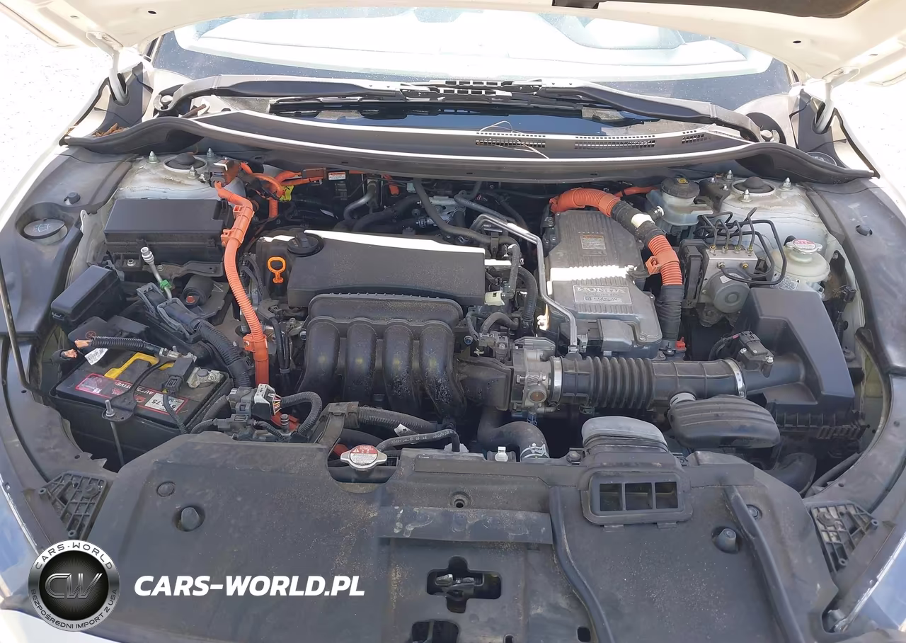2018 Honda Clarity Plug-In Hybrid Touring VIN:JHMZC5F31JC024240 - 10