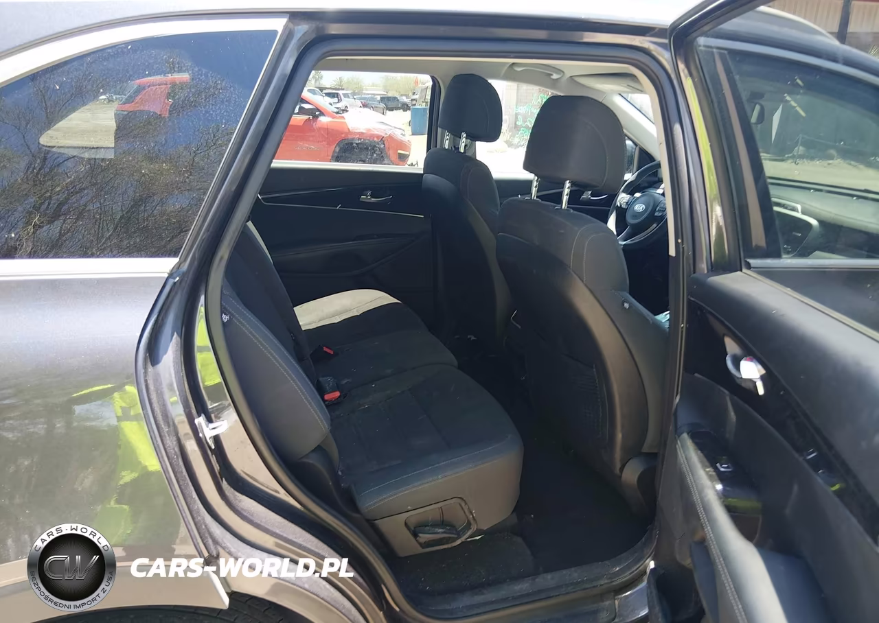 2017 Kia Sorento 3.3L Lx VIN:5XYPGDA52HG331342 - 8