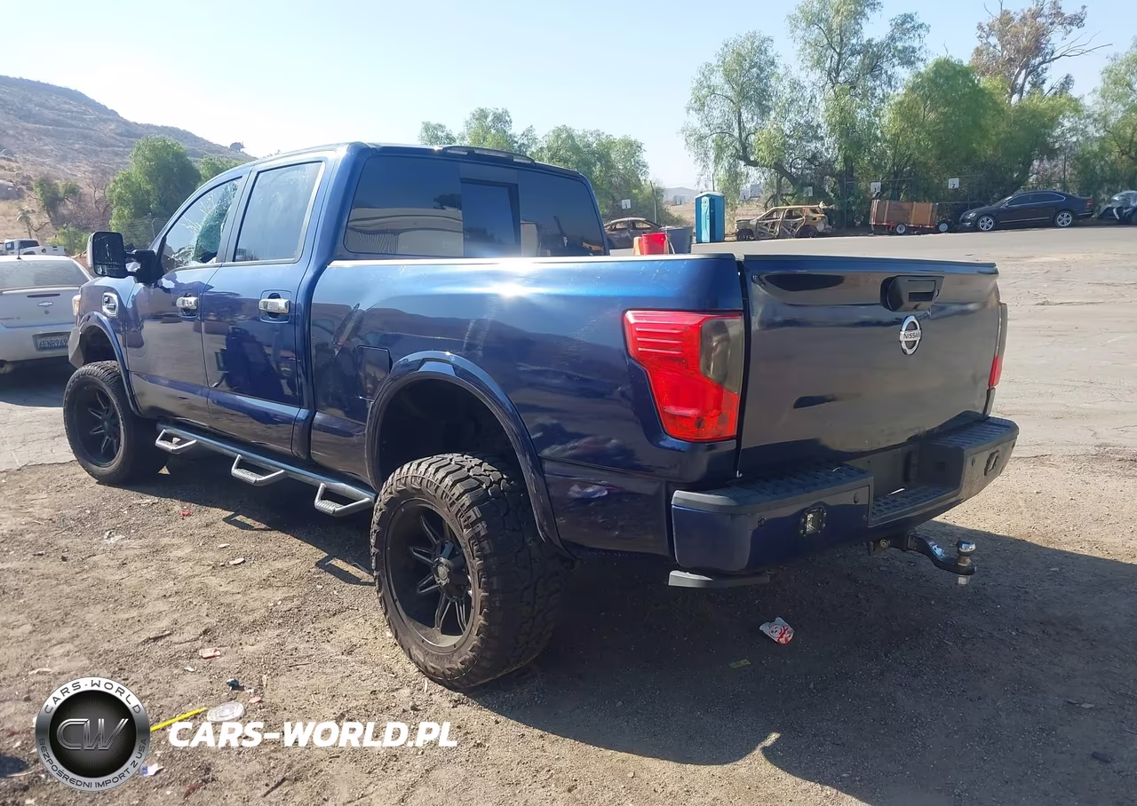 2018 Nissan Titan Xd Pro-4X Diesel VIN:1N6BA1F44JN519382 - 3