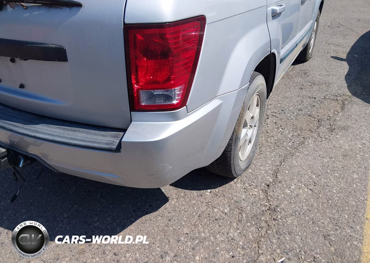 2008 Jeep Grand Cherokee Laredo VIN:1J8GS48KX8C180192 - 6