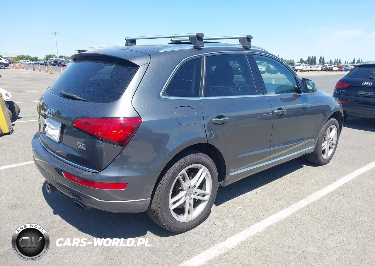 2015 Audi Q5 2.0T Premium VIN:WA1LFAFP7FA110434 - 4