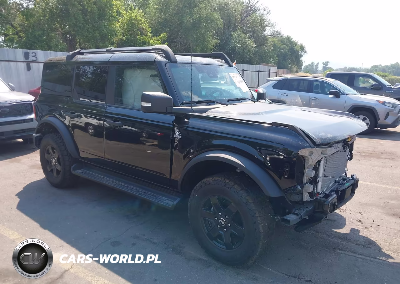 2025 Ford Bronco Outer Banks – zdjęcie 1 z 19