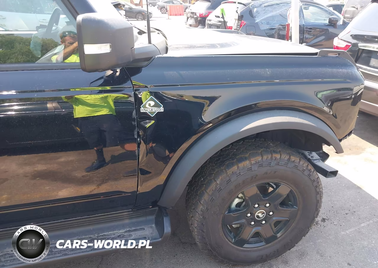 2025 Ford Bronco Outer Banks VIN:1FMEE8BP5SLB75275 - 19