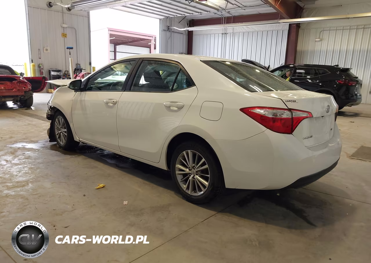 2014 Toyota Corolla L VIN:5YFBURHE4EP025028 - 3
