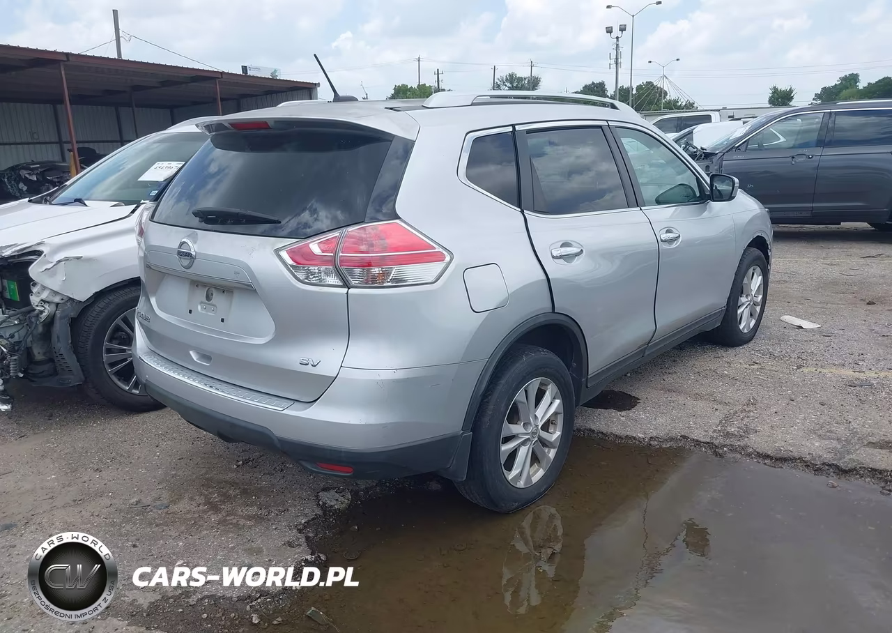 2015 Nissan Rogue Sv VIN:KNMAT2MT5FP548670 - 4