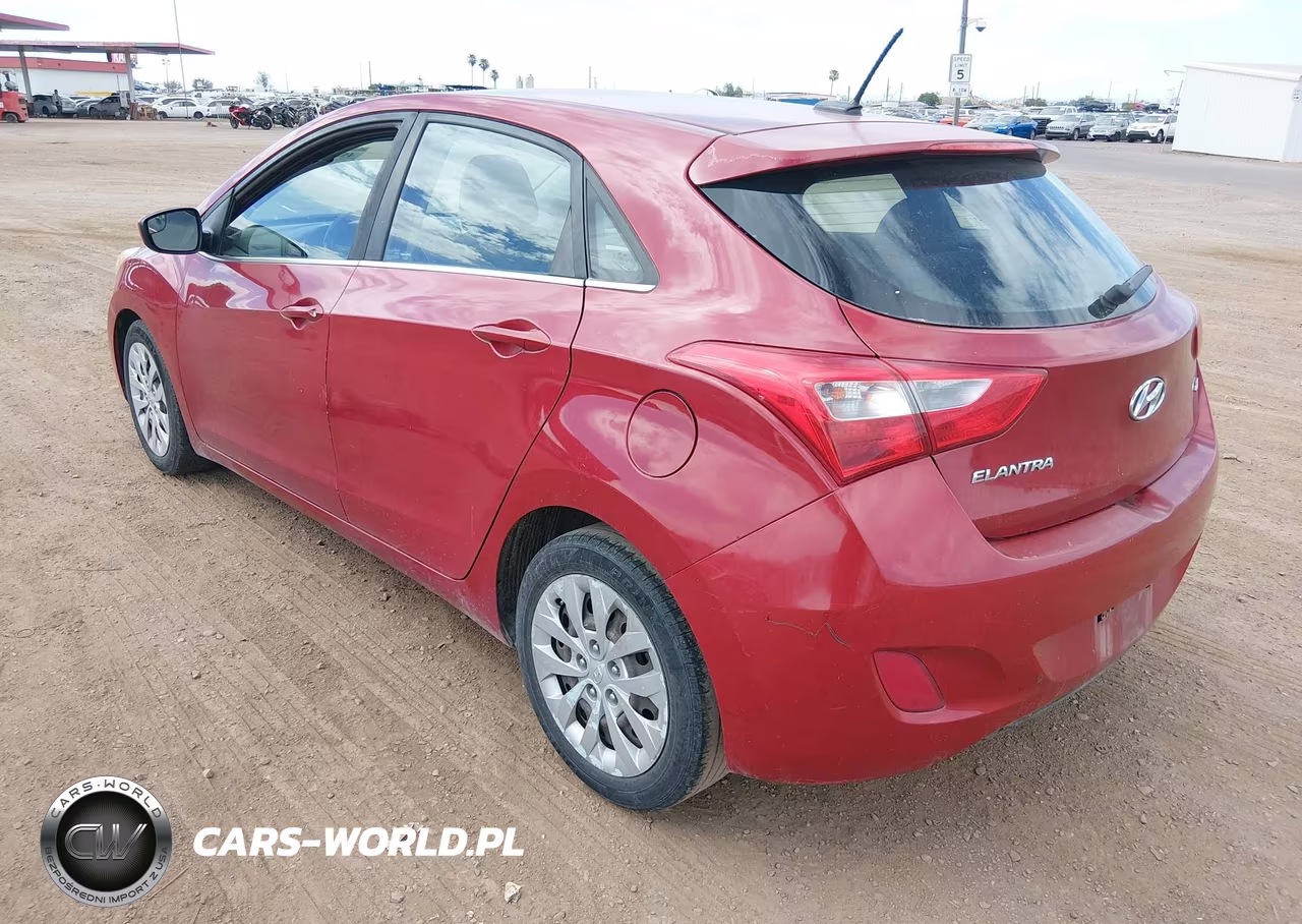 2017 Hyundai Elantra Gt VIN:KMHD35LH3HU356613 - 3