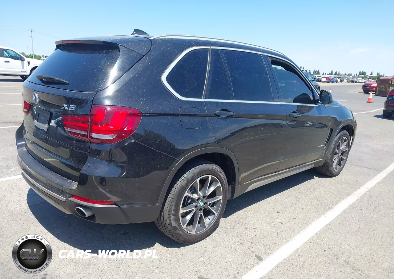 2017 BMW X5 xDrive35I VIN:5UXKR0C51H0V68113 - 4