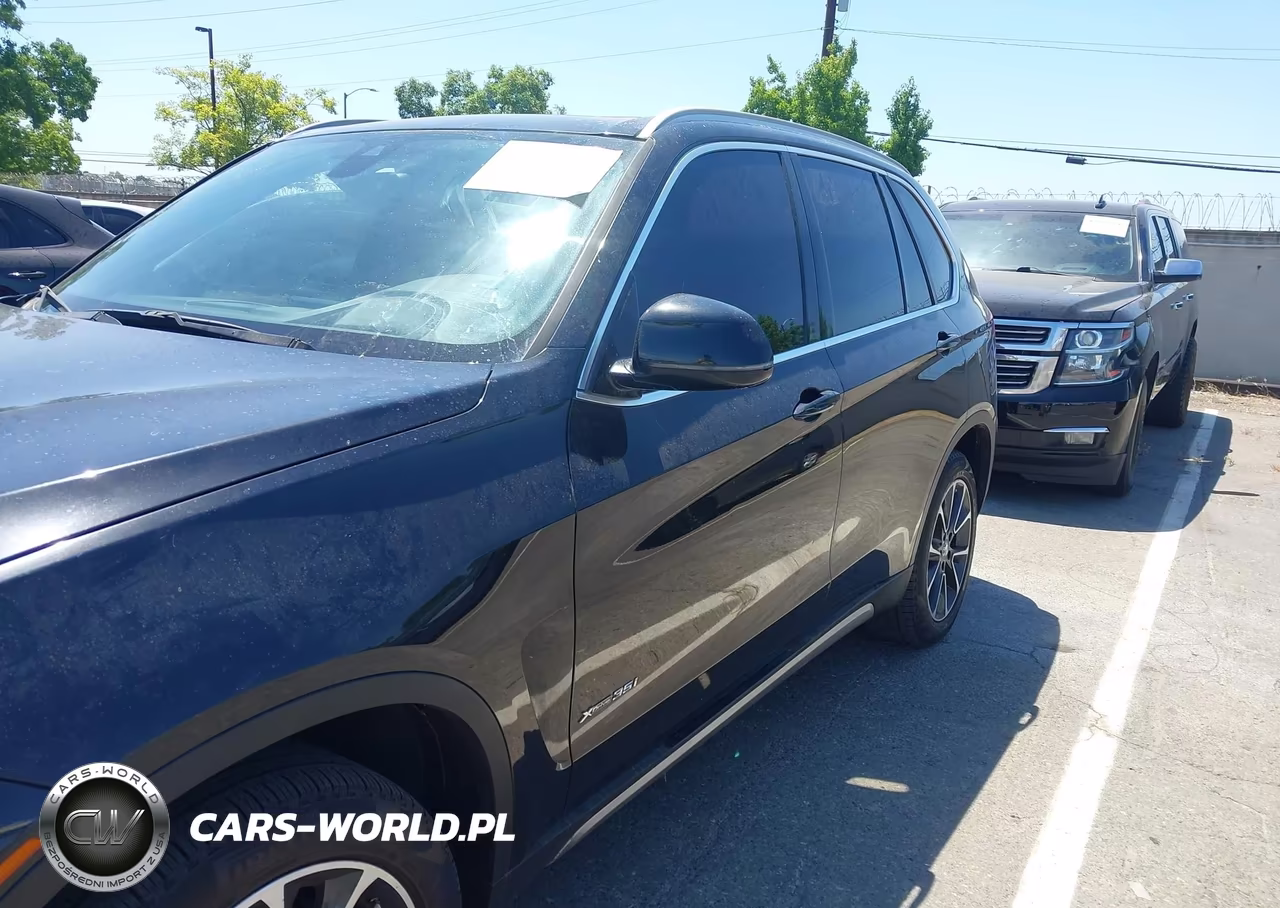 2017 BMW X5 xDrive35I VIN:5UXKR0C51H0V68113 - 6
