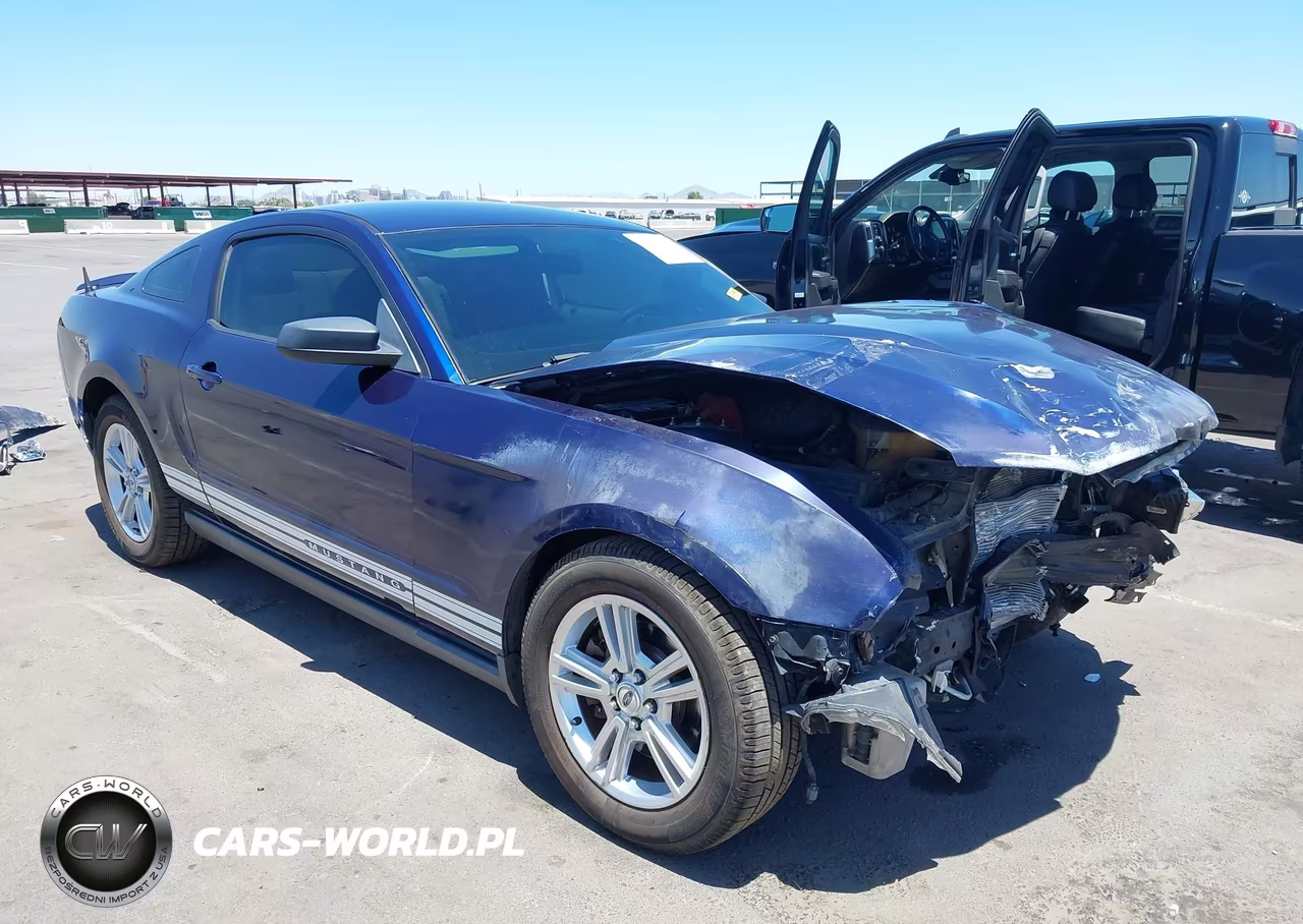 2011 Ford Mustang V6