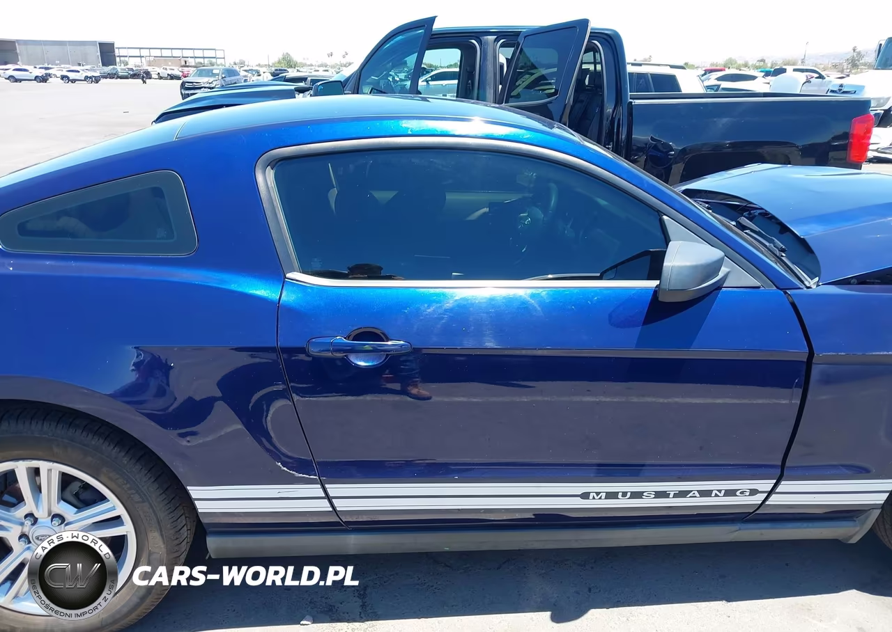2011 Ford Mustang V6 VIN:1ZVBP8AM0B5136037 - 14