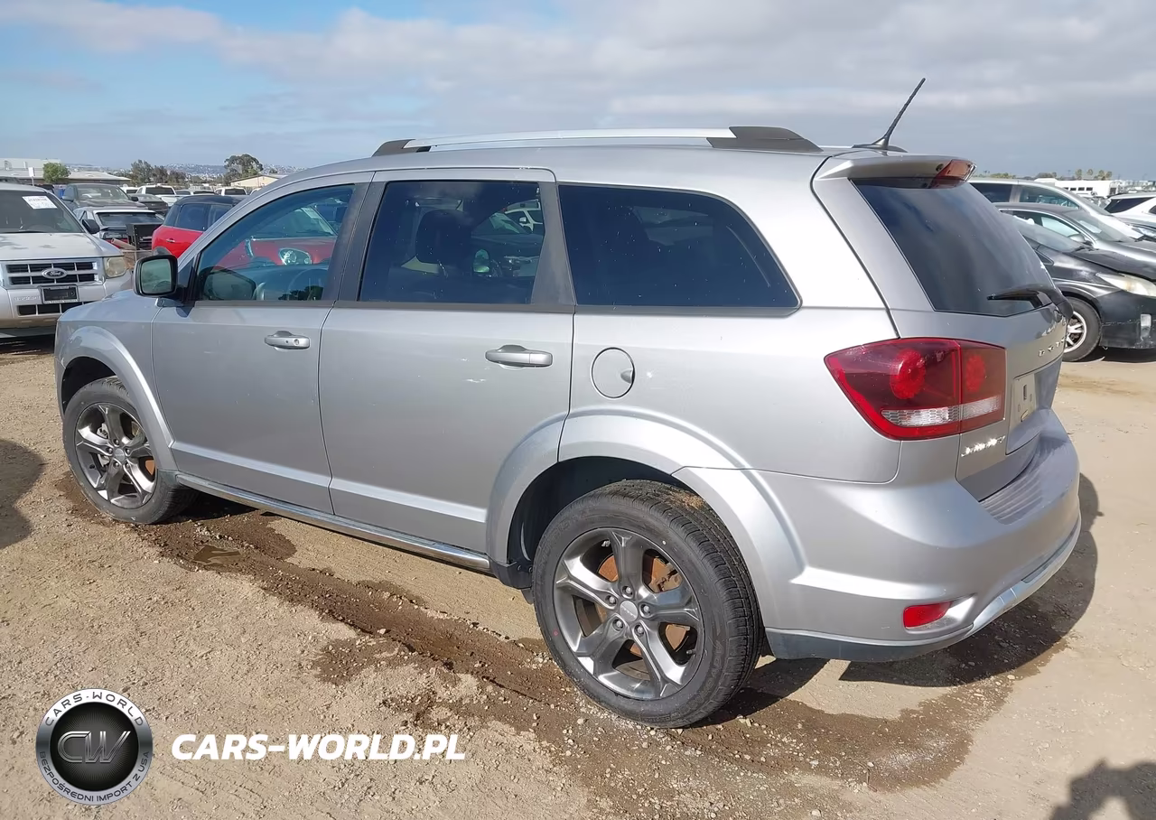 2015 Dodge Journey Crossroad VIN:3C4PDCGB5FT752655 - 3