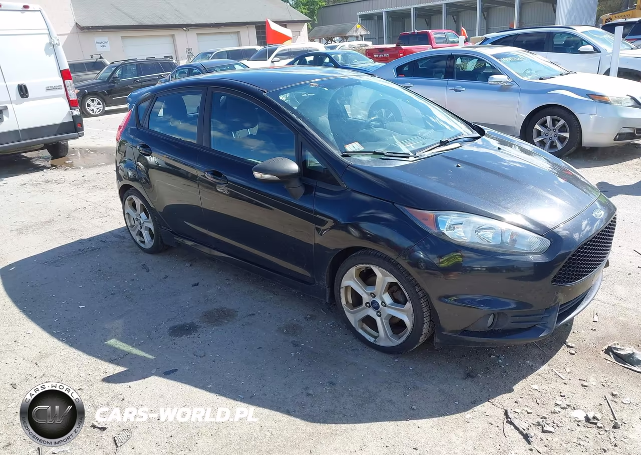2015 Ford Fiesta St – zdjęcie 1 z 16