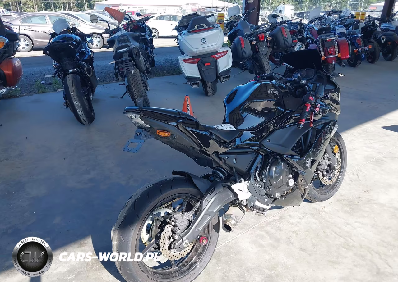 2017 Kawasaki Ex650 J VIN:JKAEXEJ18HDA00187 - 4