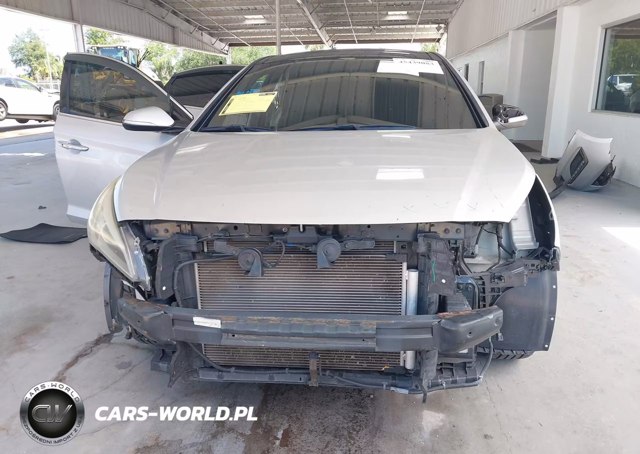 2015 Hyundai Sonata Limited VIN:5NPE34AF1FH137550 - 12