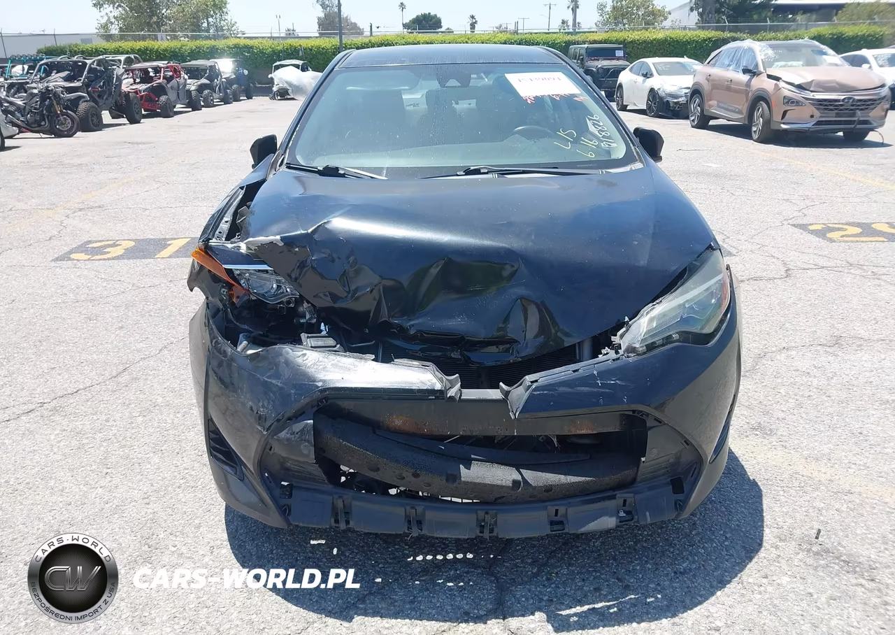 2017 Toyota Corolla Le VIN:5YFBURHE7HP718826 - 12
