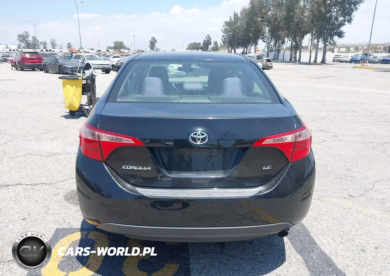 2017 Toyota Corolla Le VIN:5YFBURHE7HP718826 - 16