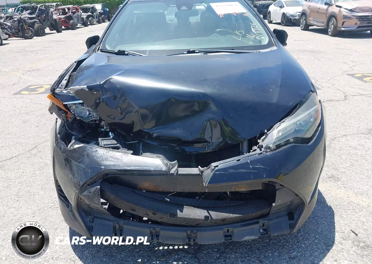 2017 Toyota Corolla Le VIN:5YFBURHE7HP718826 - 6
