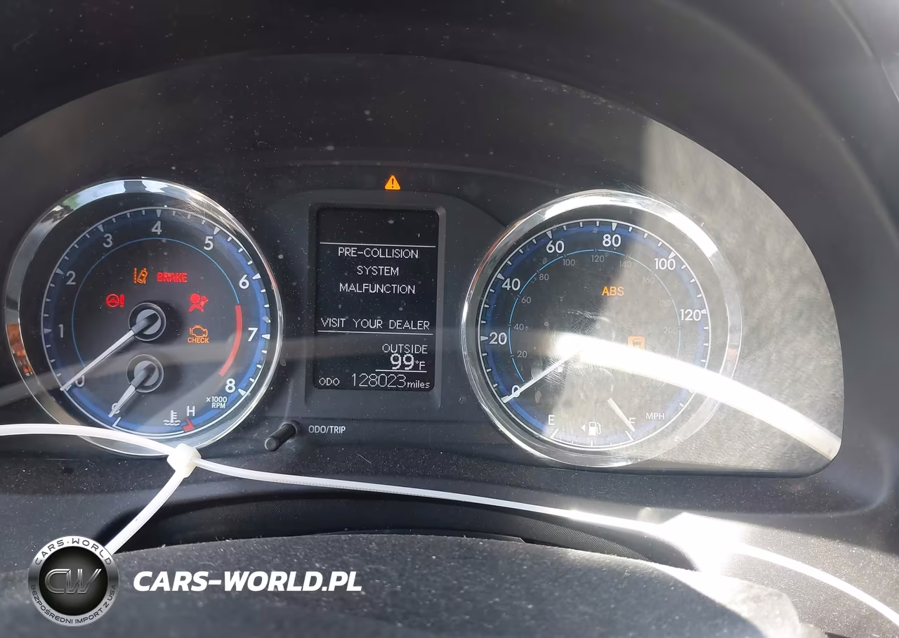 2017 Toyota Corolla Le VIN:5YFBURHE7HP718826 - 7