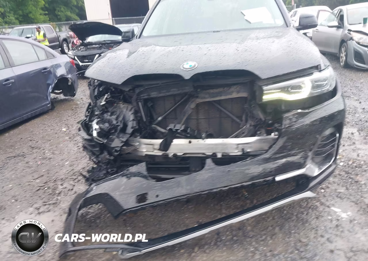 2021 BMW X7 xDrive40I VIN:5UXCW2C07M9F32352 - 12