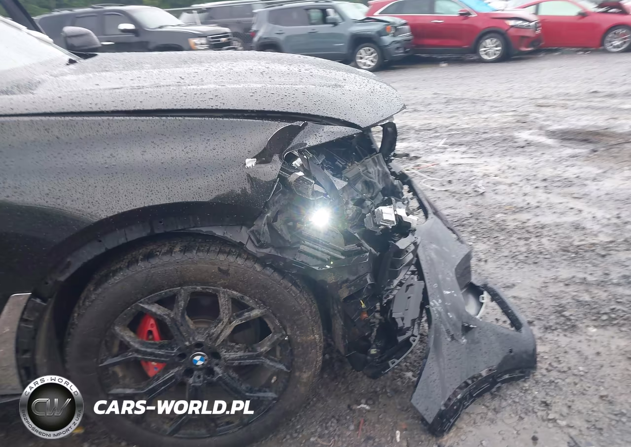 2021 BMW X7 xDrive40I VIN:5UXCW2C07M9F32352 - 6