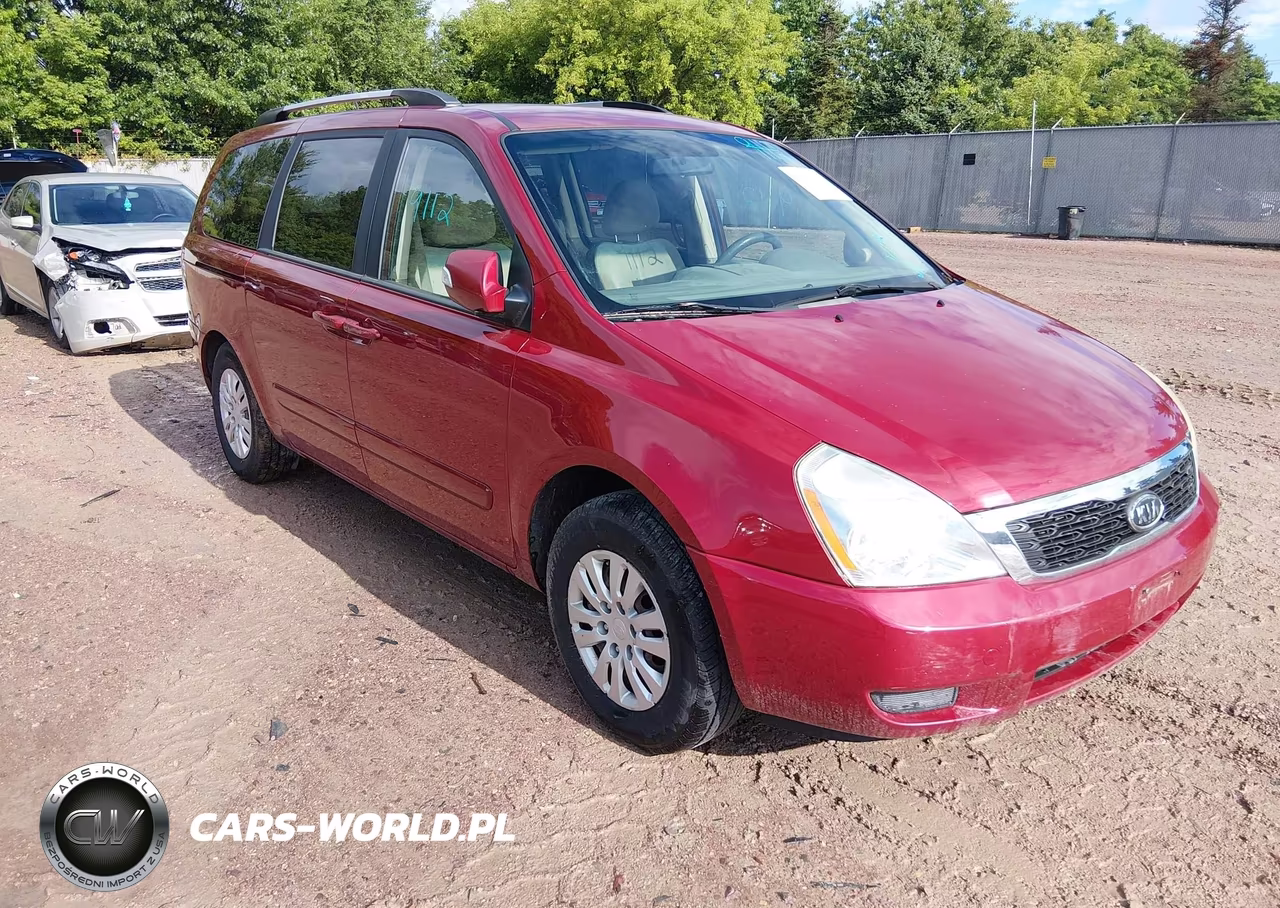 2011 Kia Sedona Lx