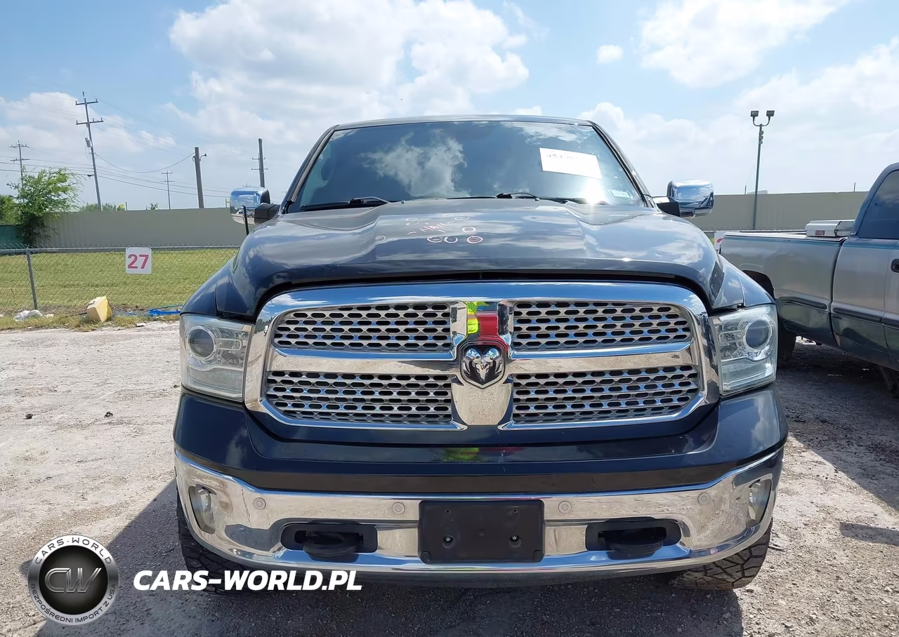 2018 Ram 1500 Laramie 4X4 5'7 Box VIN:1C6RR7NM0JS230815 - 12