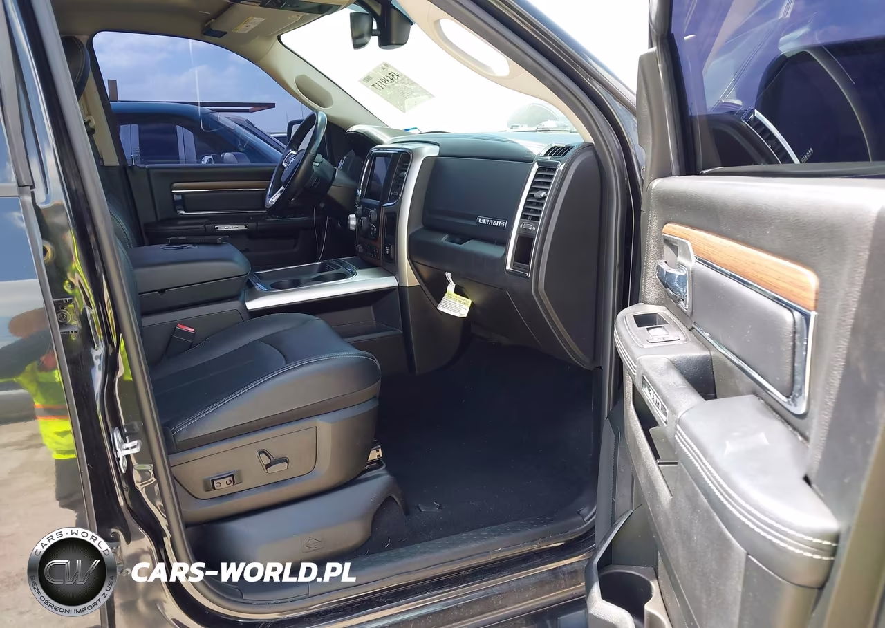 2018 Ram 1500 Laramie 4X4 5'7 Box VIN:1C6RR7NM0JS230815 - 5
