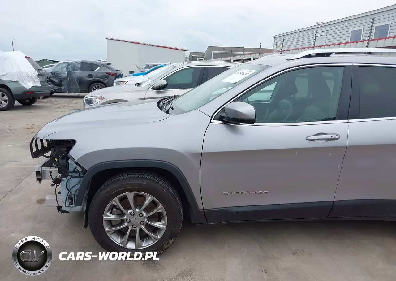 2020 Jeep Cherokee Latitude Plus Fwd VIN:1C4PJLLB9LD653692 - 20