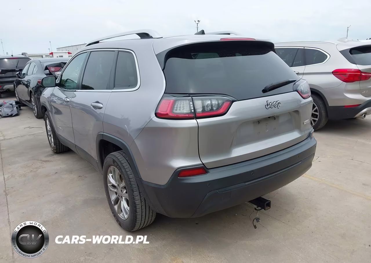 2020 Jeep Cherokee Latitude Plus Fwd VIN:1C4PJLLB9LD653692 - 3